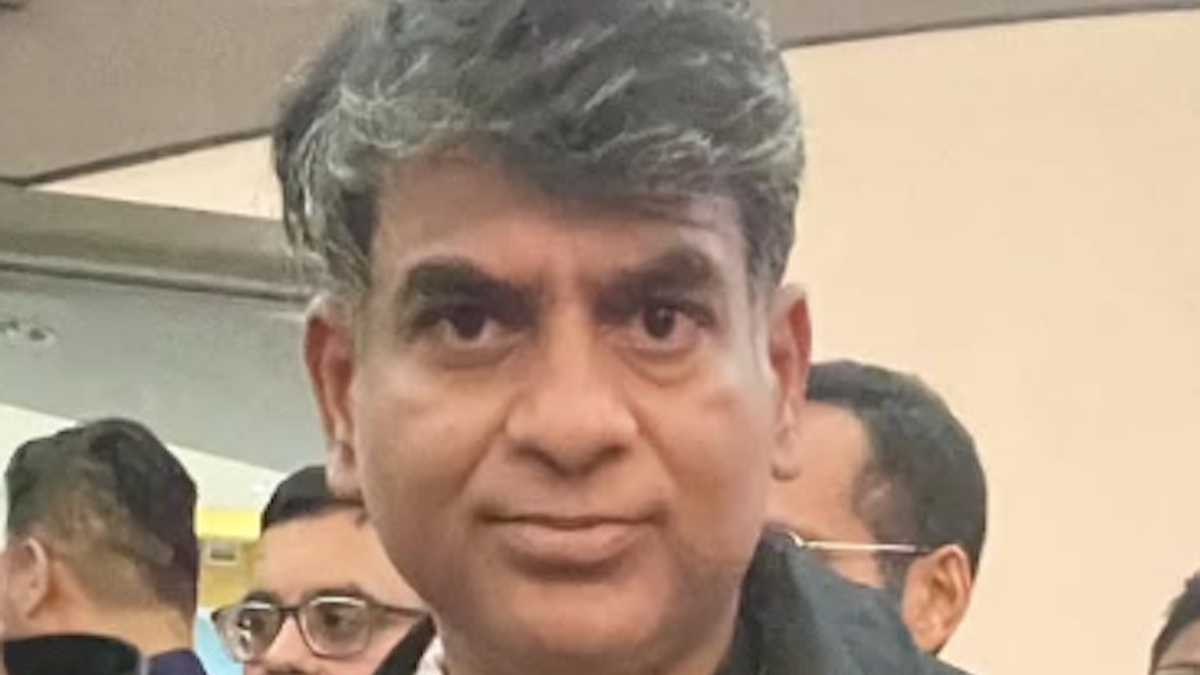 Saurab Dwivedi Reflects On Life & Language At An Evening Hosted By EnActe Arts